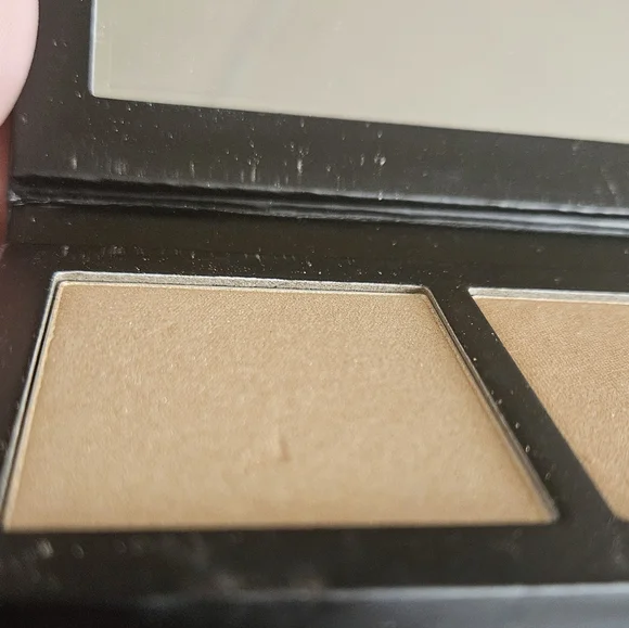 MAC HYPER REAL GLOW 3-PAN FACE & BODY PALETTE!